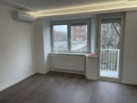 Eladó panellakás, Pécsett 59.9 M Ft, 3 szobás