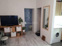 Eladó családi ház, Pécsett 94.99 M Ft, 4 szobás