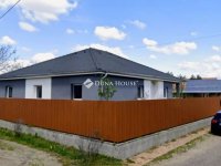 Eladó családi ház, Pilisen 115 M Ft, 7 szobás