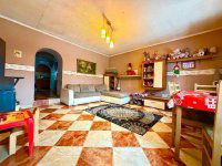 Eladó családi ház, Pápateszéren 19.99 M Ft, 3 szobás