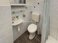 Eladó családi ház, XVII. kerületben 179.9 M Ft, 10 szobás