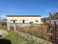 Eladó családi ház