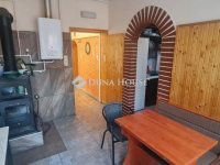 Eladó családi ház, Monoron 62.9 M Ft, 3 szobás