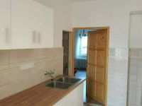 Kiadó téglalakás, albérlet