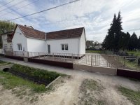 Eladó családi ház, Eszteregnyén 39.9 M Ft, 3 szobás