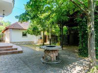 Eladó családi ház, Debrecenben 450 M Ft, 9+4 szobás