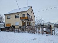 Eladó családi ház