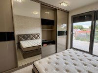 Eladó téglalakás, Debrecenben 128 M Ft, 4 szobás