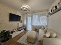 Eladó panellakás, Pécsett 47.9 M Ft, 2+1 szobás