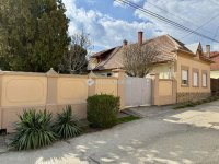 Eladó családi ház, Pakson 54.9 M Ft, 4 szobás