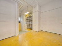 Eladó üzlethelyiség