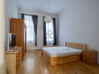 Kiadó téglalakás, albérlet