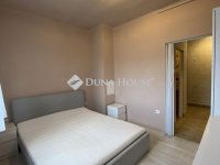 Eladó téglalakás, Komlón 28.9 M Ft, 2 szobás