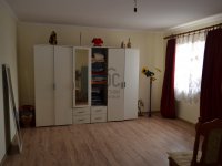 Eladó családi ház, Kenézlőn 8.5 M Ft, 2 szobás
