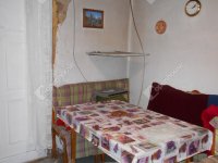 Eladó családi ház, Bezeréden 6.5 M Ft, 1 szobás