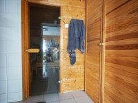 Eladó családi ház, Budaörsön 285 M Ft, 8 szobás