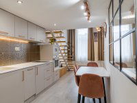 Eladó téglalakás, V. kerületben 110 M Ft, 1 szobás