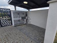 Eladó családi ház, Budajenőn 178.9 M Ft, 5 szobás