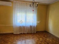 Eladó családi ház, Tápiószecsőn 74.9 M Ft, 5 szobás