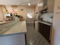 Eladó családi ház, Veresegyházon 150 M Ft, 5 szobás