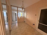 Eladó téglalakás, Debrecenben 64.99 M Ft, 2 szobás