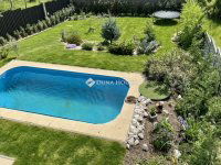 Eladó családi ház, Szadán 265 M Ft, 6 szobás