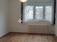 Eladó téglalakás, Székesfehérvárott 59.8 M Ft, 3 szobás