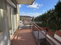 Eladó téglalakás, Pécsett 88 M Ft, 3 szobás