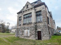 Eladó családi ház, Bakonybánkon 135 M Ft, 9+4 szobás