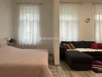 Eladó téglalakás, Szombathelyen 31.7 M Ft, 2 szobás