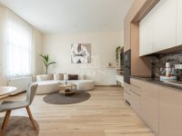 Eladó téglalakás, VII. kerületben 178 M Ft, 3 szobás