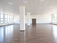 Kiadó iroda, Szegeden 1335 E Ft / hó, 3 szobás
