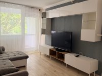 Kiadó panellakás, albérlet, III. kerületben, Váradi utcában