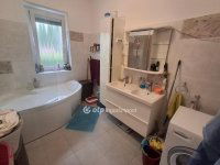 Eladó ikerház, III. kerületben 114.5 M Ft, 3+1 szobás