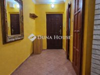 Eladó panellakás, Kiskunfélegyházán 41 M Ft, 3 szobás