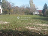 Eladó telek