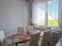 Eladó panellakás, Debrecenben, Füredi úton 69.9 M Ft, 3 szobás