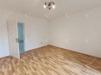 Eladó családi ház, Harkán 130 M Ft, 7 szobás