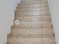 Eladó családi ház, Pécsett 80 M Ft, 5 szobás