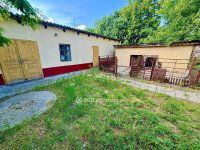 Eladó családi ház, Cegléden 59.9 M Ft, 3 szobás