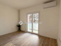 Eladó panellakás, Pécsett 54.9 M Ft, 2 szobás