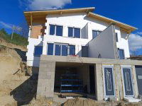 Eladó ikerház, Kerepesen 116 M Ft, 5 szobás