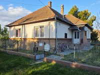 Eladó családi ház, Tiszaeszláron 17 M Ft, 3 szobás