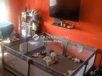 Eladó panellakás, Pécsett 41.9 M Ft, 2 szobás