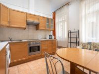 Eladó téglalakás, VII. kerületben 81.48 M Ft, 2 szobás