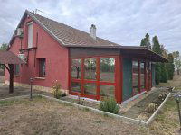 Eladó családi ház