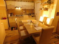 Eladó családi ház, Balatonlelleén 128.99 M Ft, 6 szobás