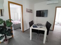 Eladó családi ház, Balatonlelleén 165 M Ft, 7 szobás