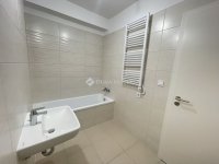 Eladó téglalakás, III. kerületben 109 M Ft, 2 szobás