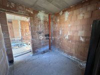 Eladó családi ház, XVIII. kerületben 234.5 M Ft, 10 szobás